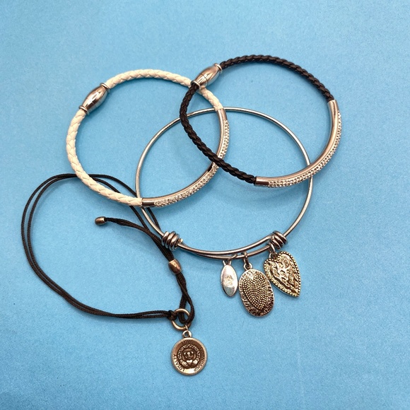 Bracelet Bundle Lot Of 4 Alex & Ani Claddagh Rhinestones Magnet Clasps - Picture 6 of 8